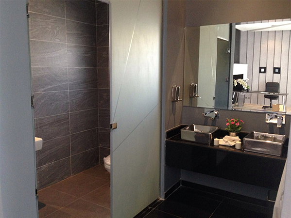 Reforma del suelo del baño